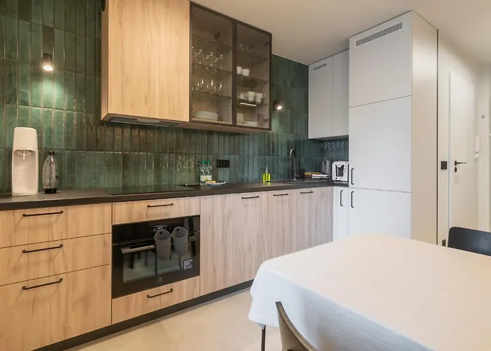 דירה Silesian Superior By Bookinghost קטוביץ